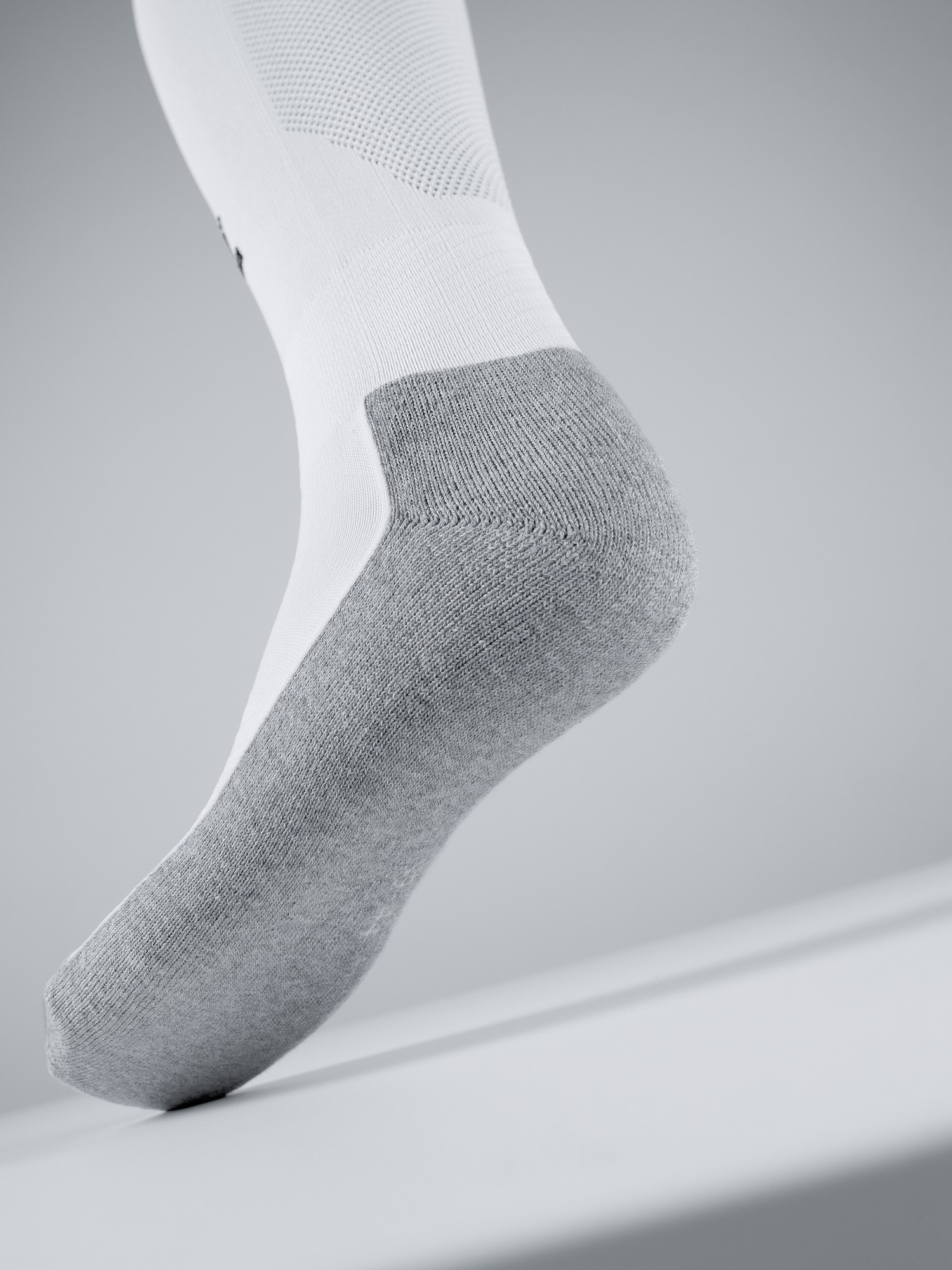 Гетры Kelme Adult Long Football Socks 8101WZ5001-103 White