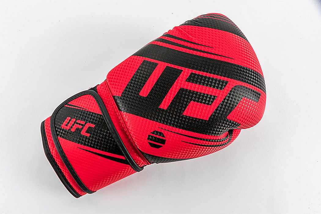 Боксерские перчатки UFC PRO Performance Rush Red,12oz