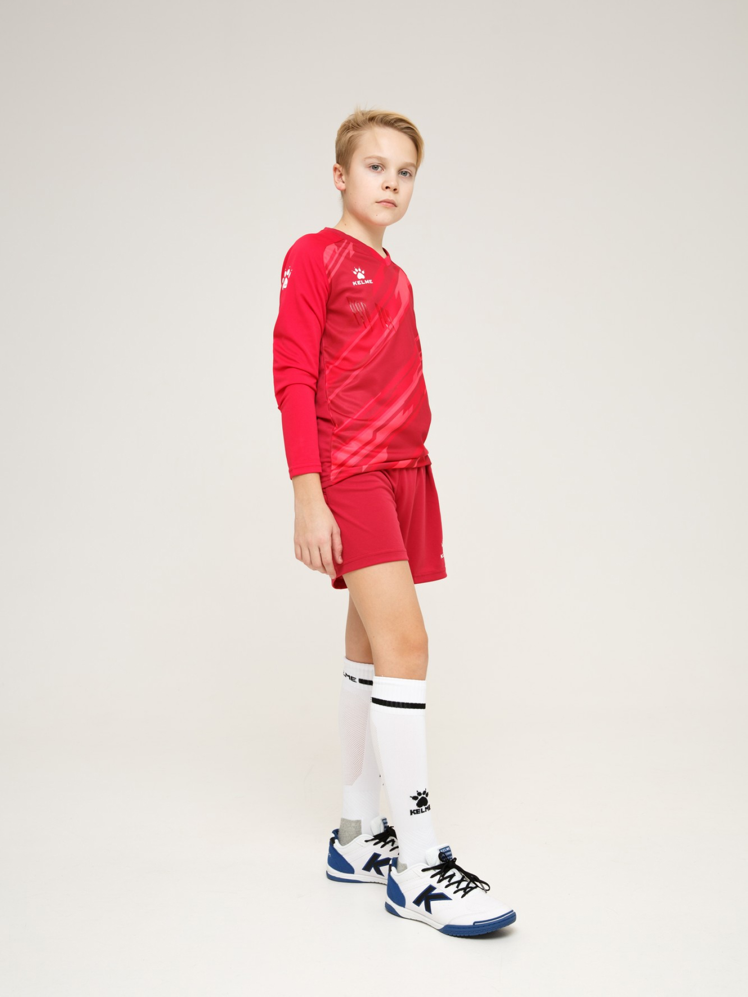 Детский комплект (лонгслив, шорты) Kelme Long Sleeve Goalkeeper Suit 7361ZB3256-600 Red