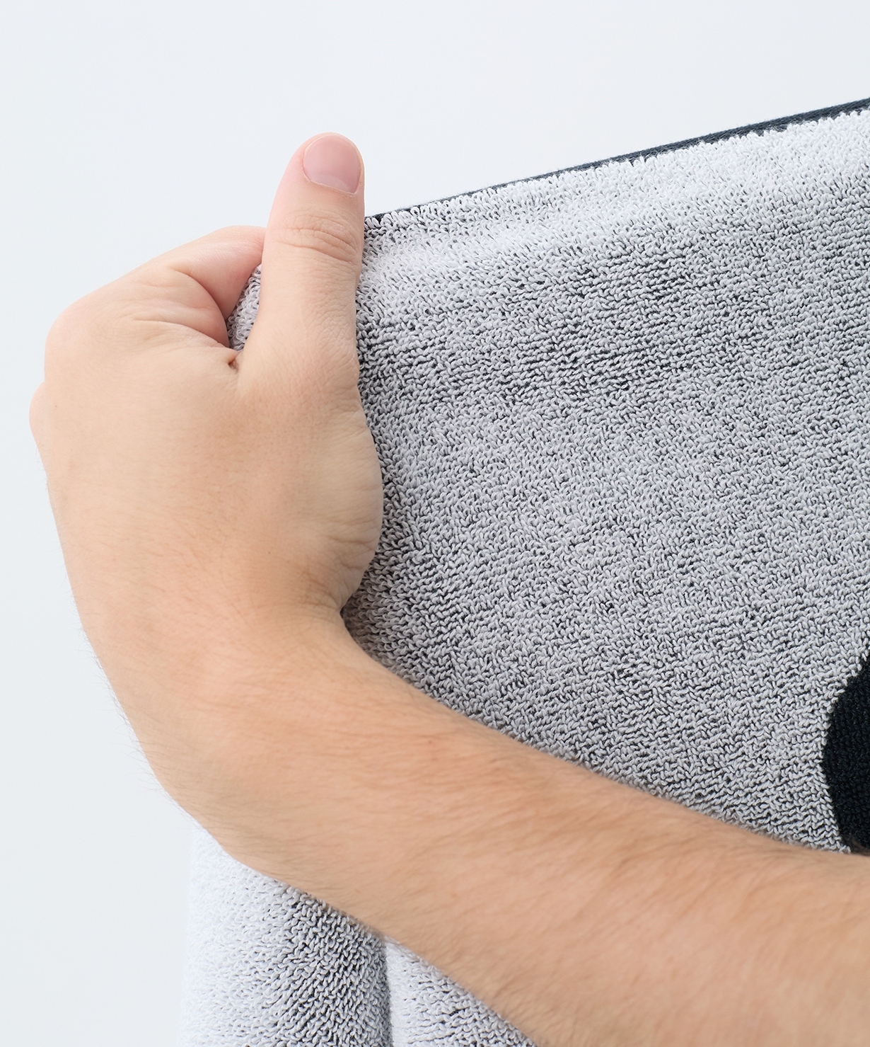 Полотенце спортивное, 70х140см Jogel ESSENTIAL Towel L, черный\белый