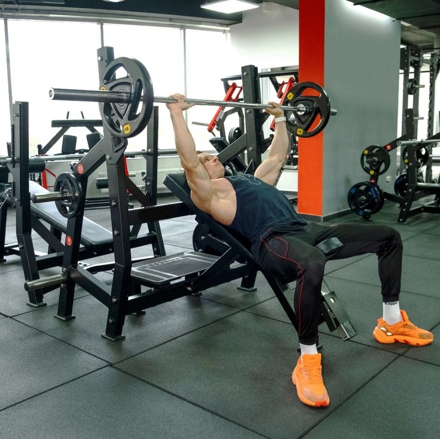 Скамья для жима наклонная Protrain PP142 полностью черный | Premium Fitness