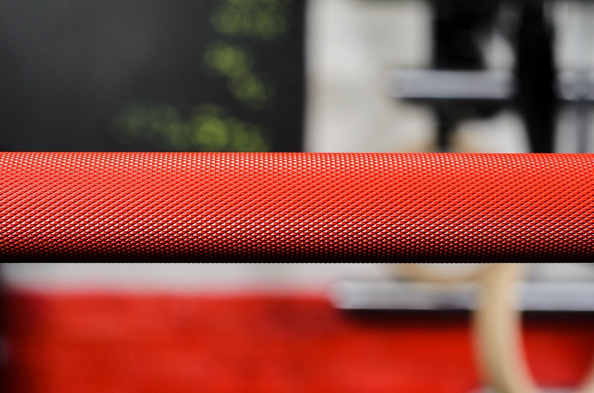 Гриф YouSteel Training Bar XF-20, 20 кг, длина 2200 мм, D28 мм, красный + хром