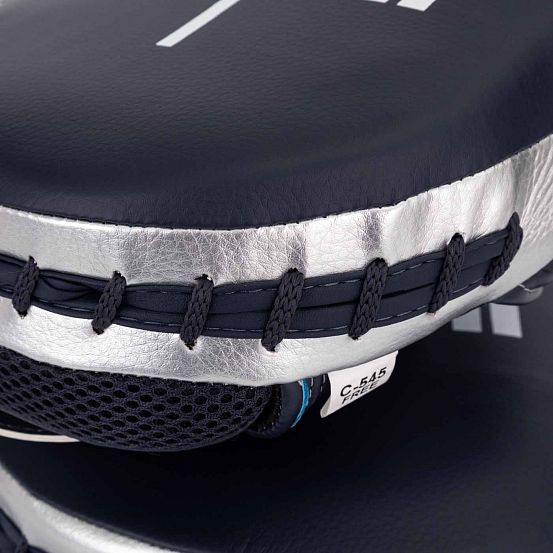 Лапы Clinch Focus Mitt Aero One темносине-серебристые C545