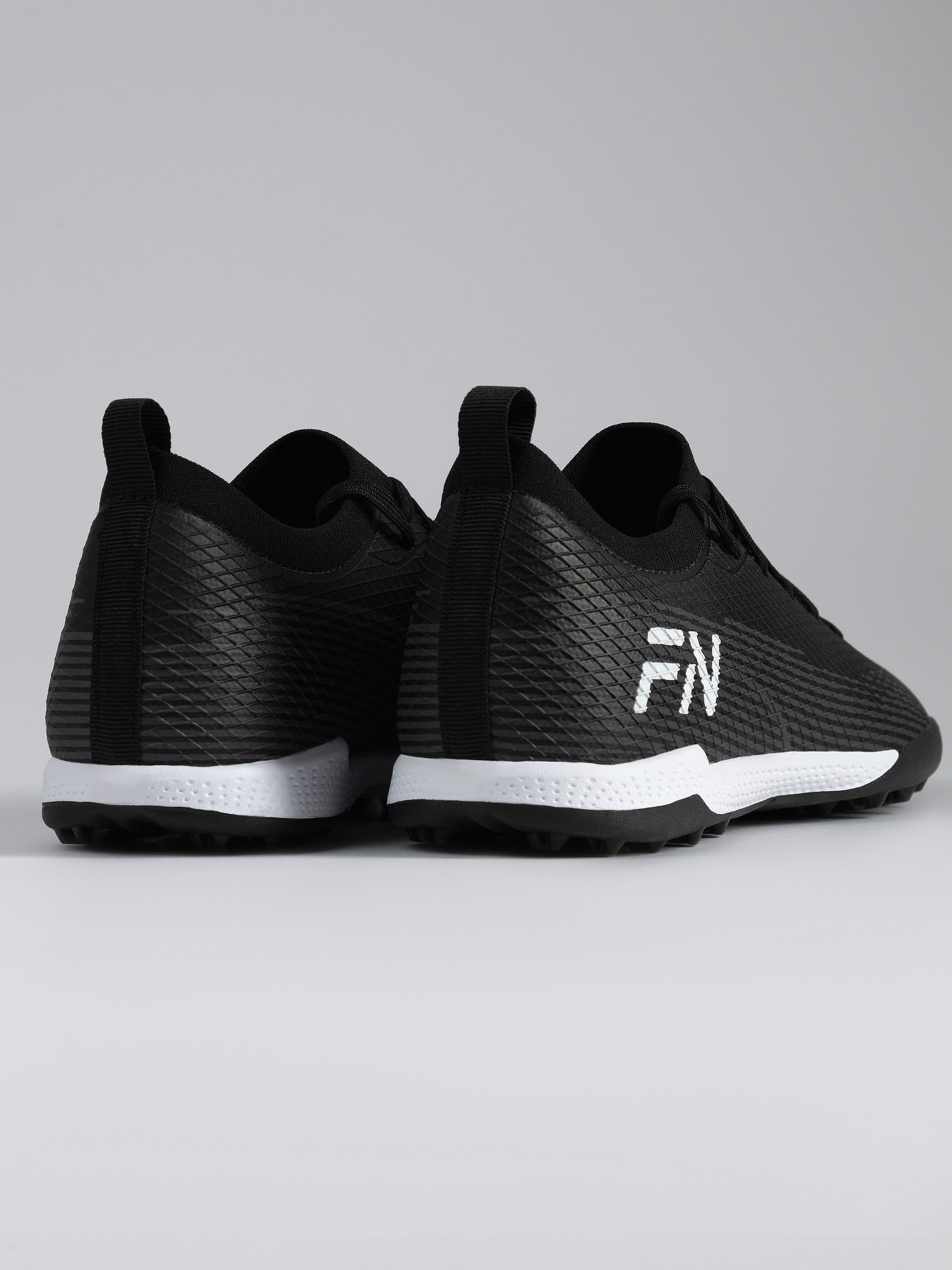 Детские шиповки FN Balance Kid (TF) KFN5061002-000 Black