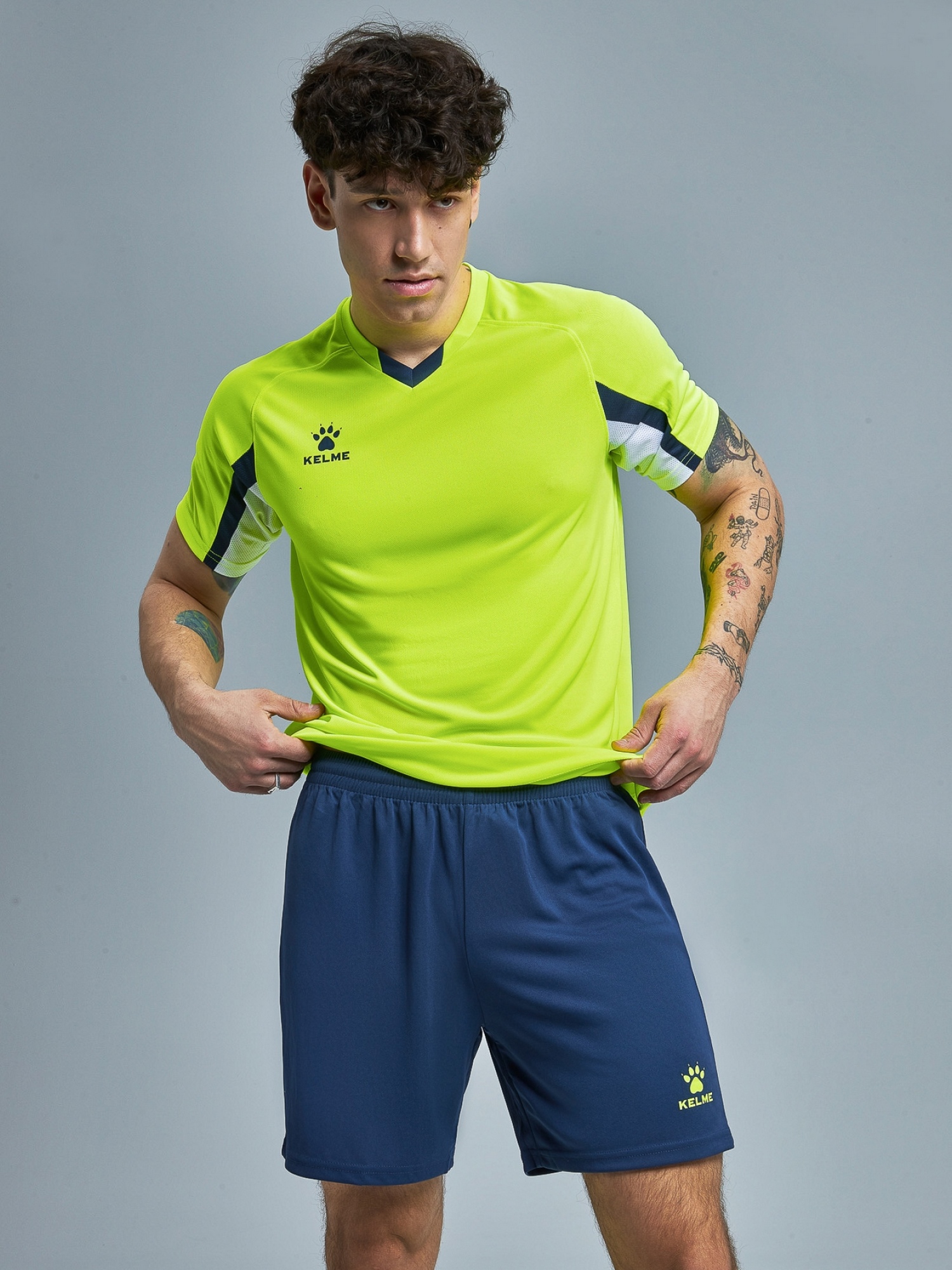 Футбольная форма Kelme Short-Sleeved Football Suit 8251ZB1002-904 Light Green\Blue