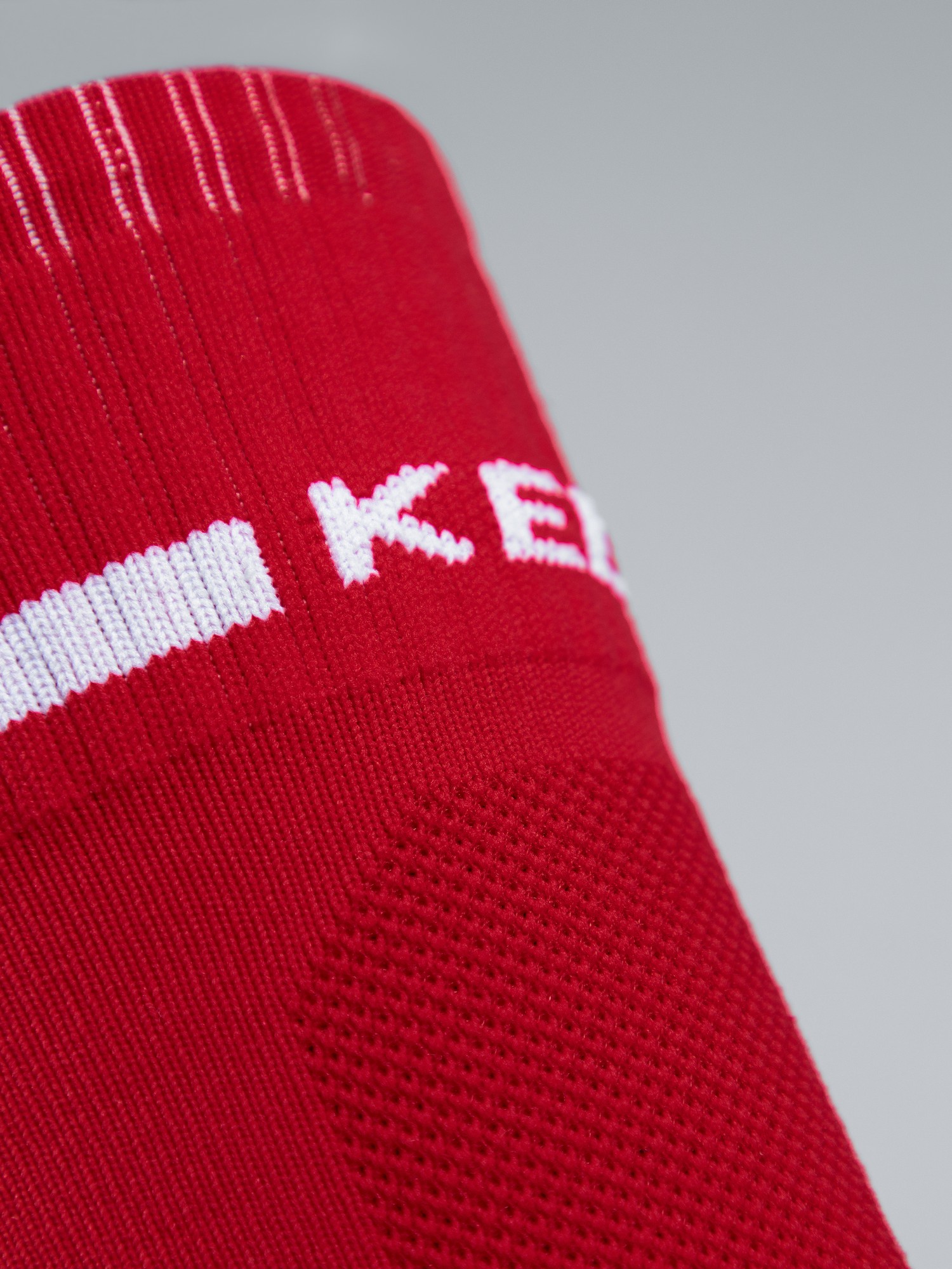 Детские гетры Kelme Children's Football Socks 8101WZ3001-610 Red