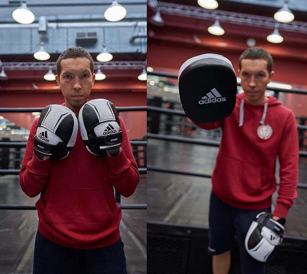 Лапы Speed 550 Micro Air Focus Mitt черно-белые Adidas adiSP550FM
