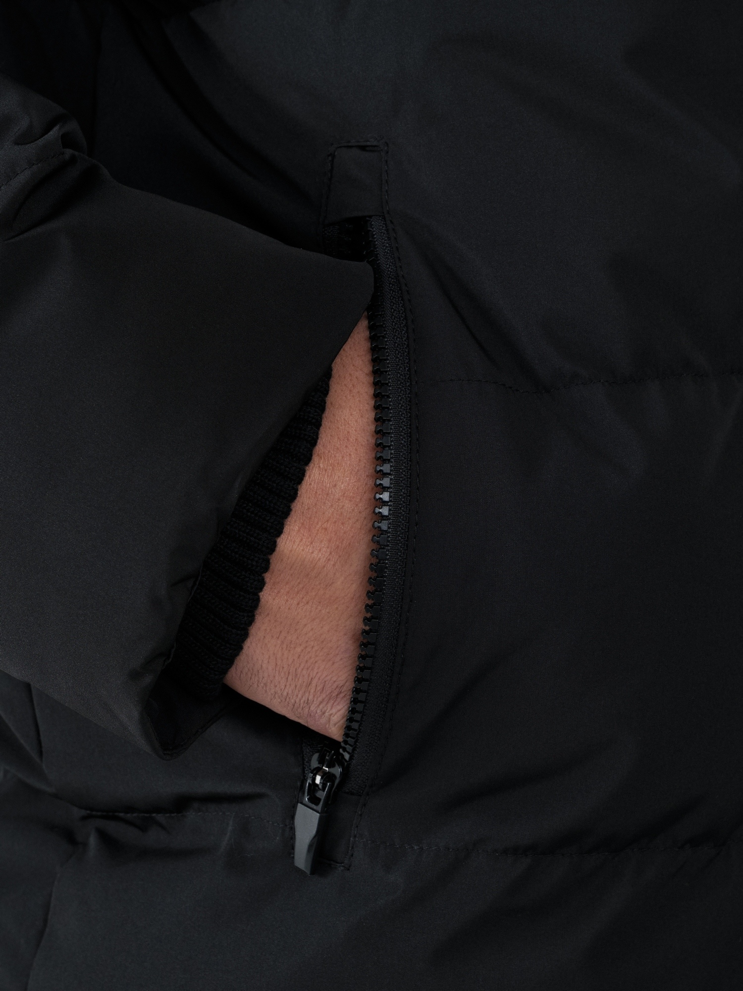 Пуховик FN Snowfall (Short) FN4201002-000 Black