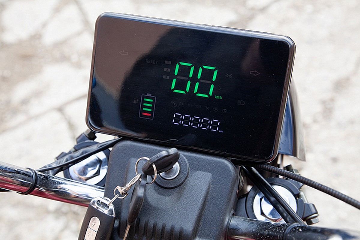 Грузовой электротрицикл RuTrike Антей Pro 1500 60V1200W 024455-2791 темно-синий матовый