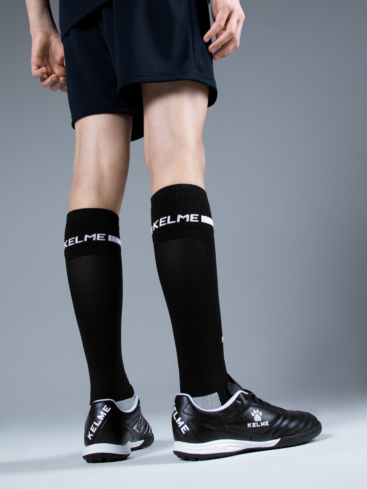 Детские гетры Kelme Children's Football Socks 8101WZ3001-003 Black