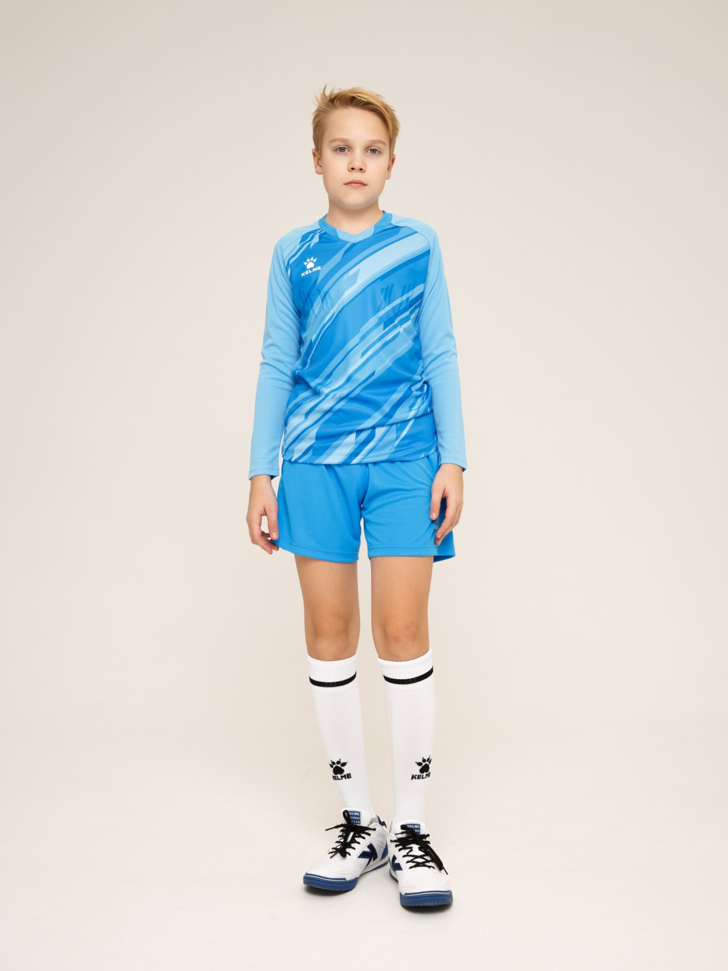 Детский комплект (лонгслив, шорты) Kelme Long Sleeve Goalkeeper Suit 7361ZB3256-404 Light Blue