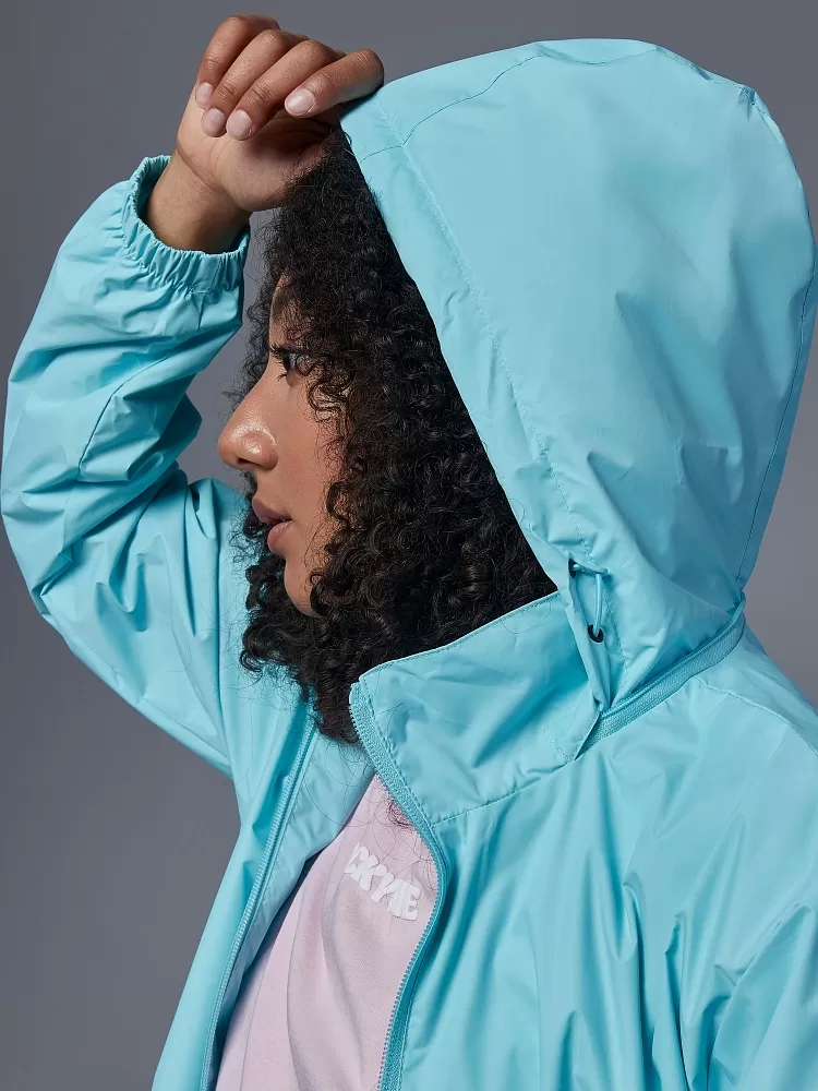 Ветровка Kelme Raincoat 3801241-405 Light Blue