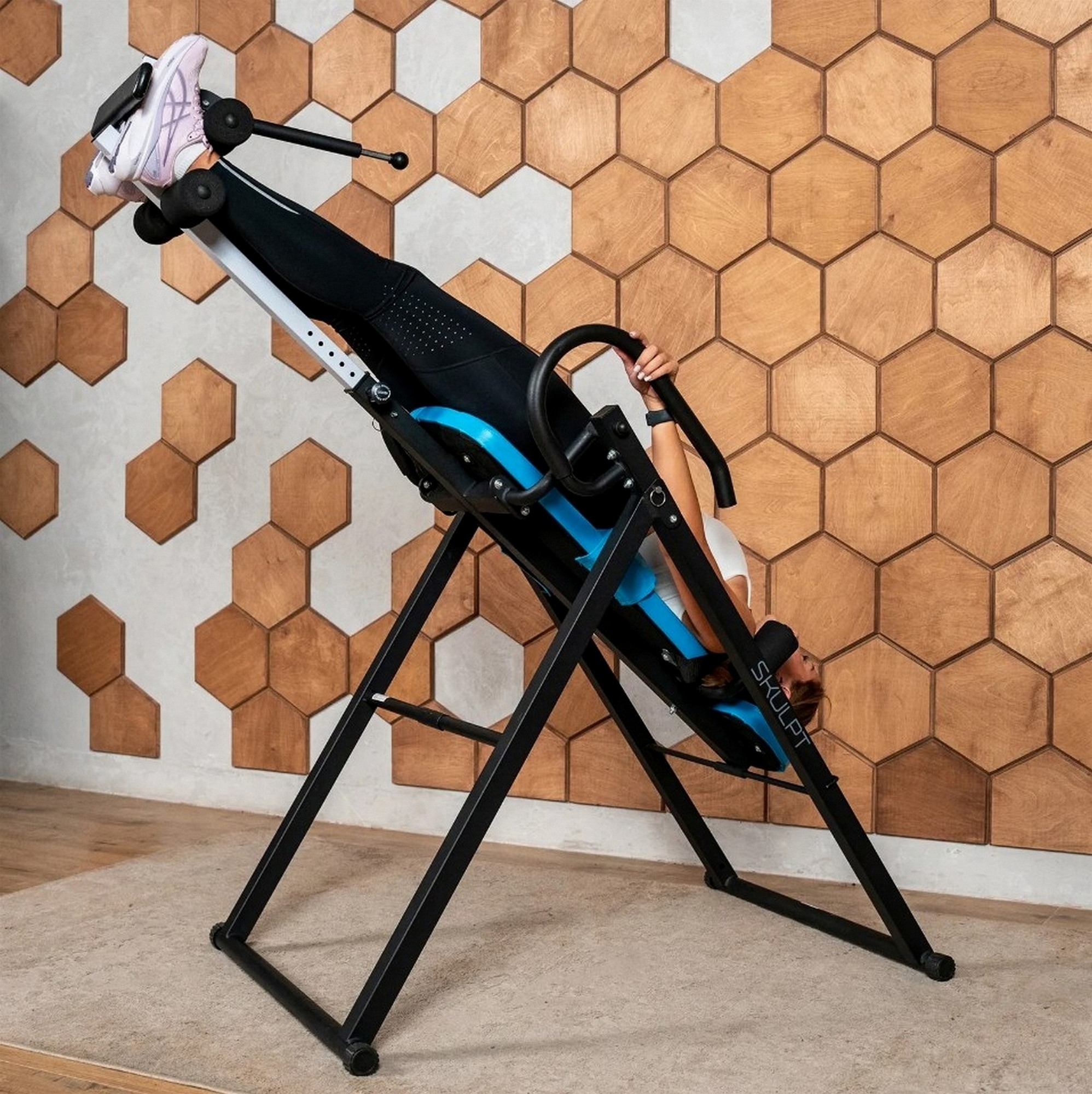 Инверсионный стол домашний Oxygen Fitness SKULPT