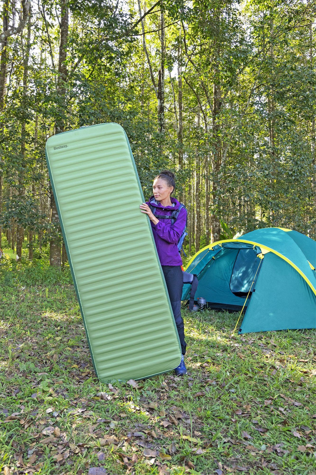 Самонадувающийся спальный коврик каремат 198x63,5x10,8см Bestway ComforTrek Luxe 69623