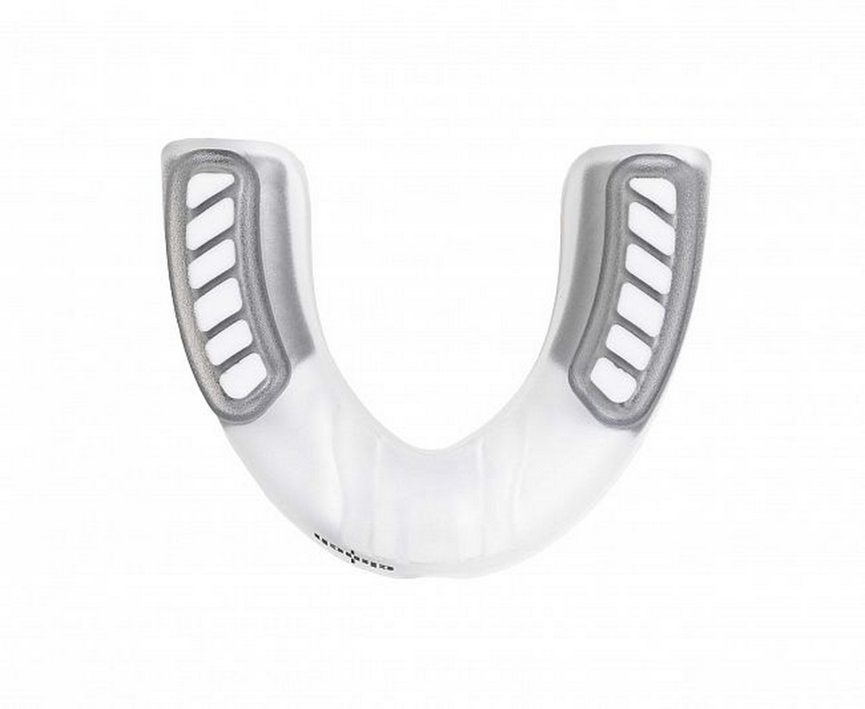 Капа одночелюстная Clinch Contender Triple Layer Mouthguard C513 бело-серебристый
