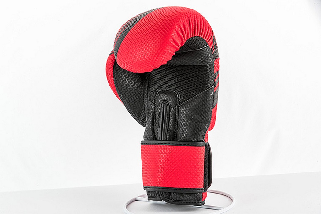 Боксерские перчатки UFC PRO Performance Rush Red,12oz
