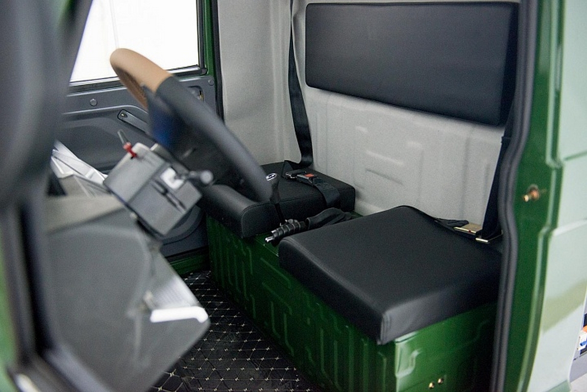 Грузовой электротрицикл RuTrike Фактор NEXT 2600 60V2000W 026016