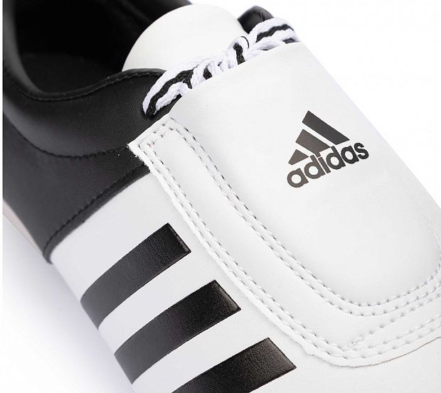 Степки для тхэквондо Adidas Adi-Kick 2 adiTKK01 бело-черные