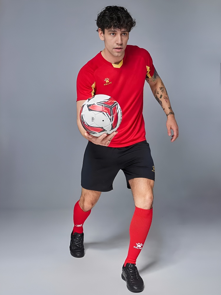 Футбольная форма Kelme Short-Sleeved Football Suit 8251ZB1002-600 Red\Black