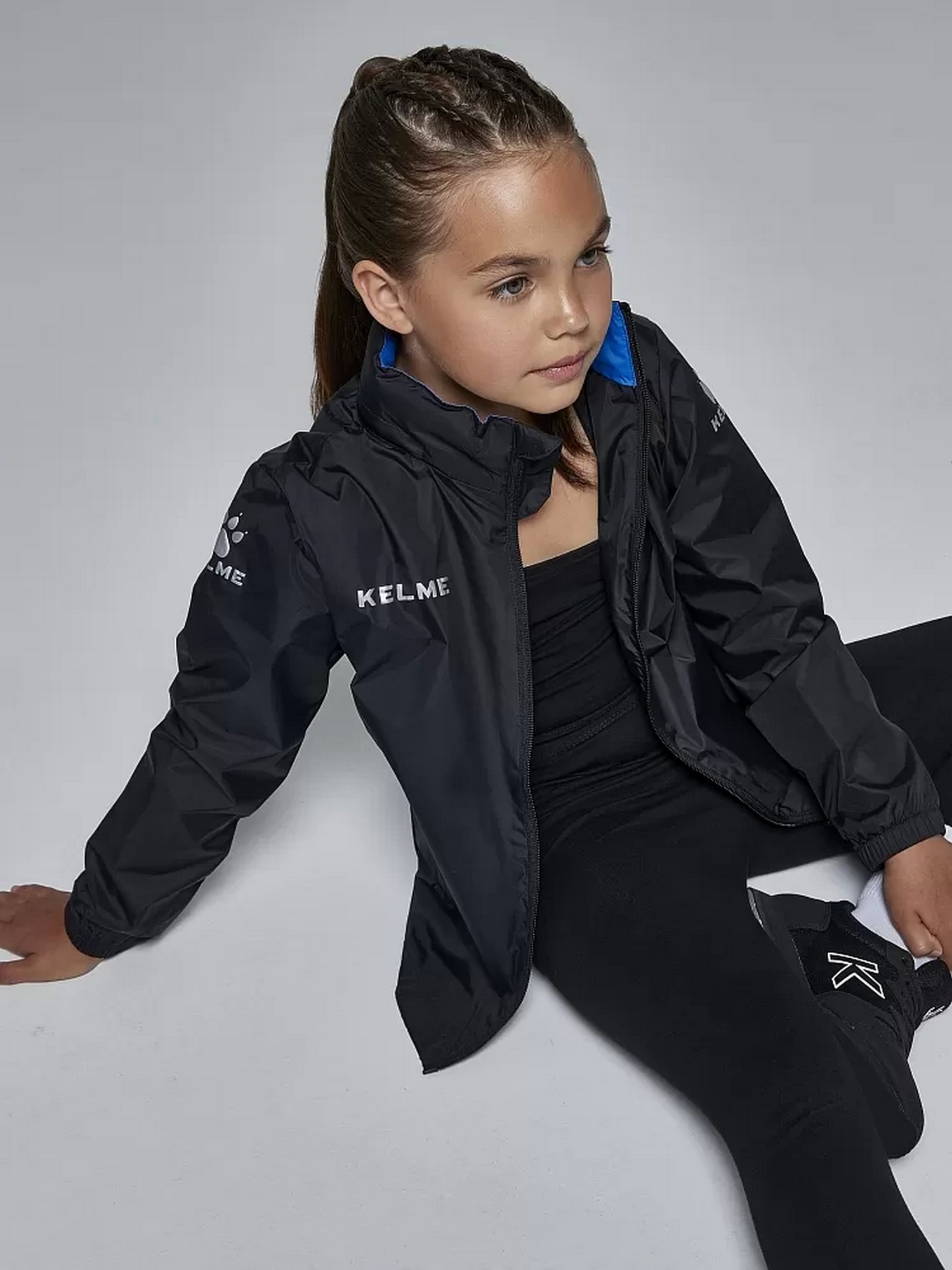 Детская ветровка Kelme Children's Raincoat 3803241-000 Black