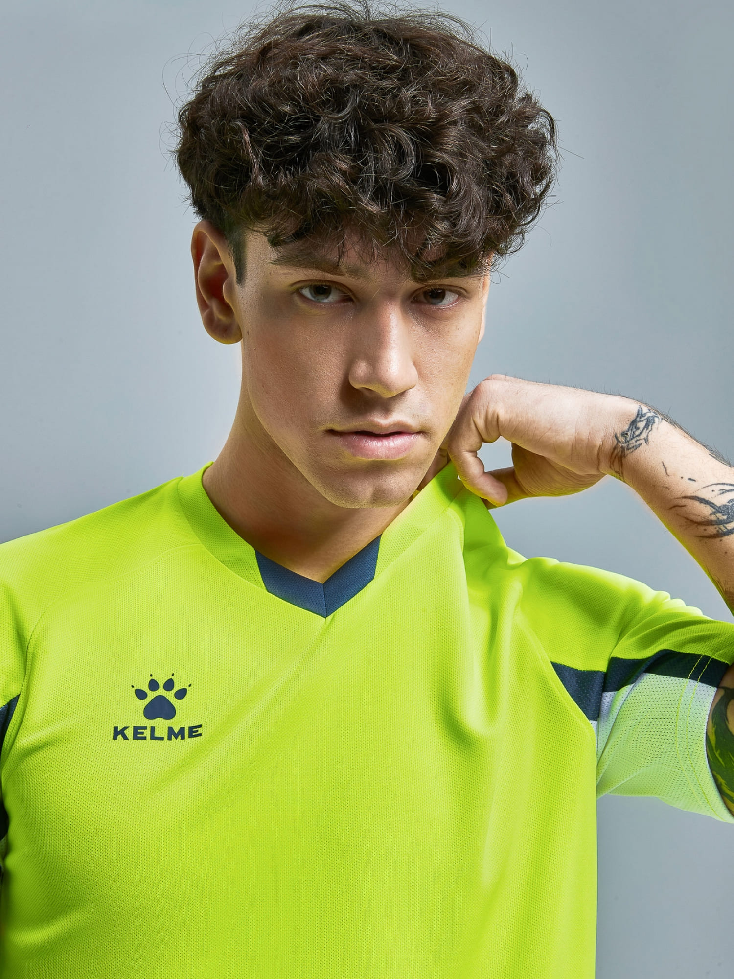 Футбольная форма Kelme Short-Sleeved Football Suit 8251ZB1002-904 Light Green\Blue