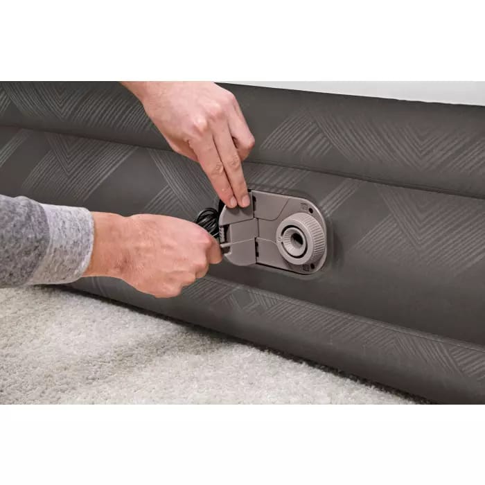 Надувная кровать 152х203х36см Fortech Air встр.насос 220В, до 300кг Bestway 69133