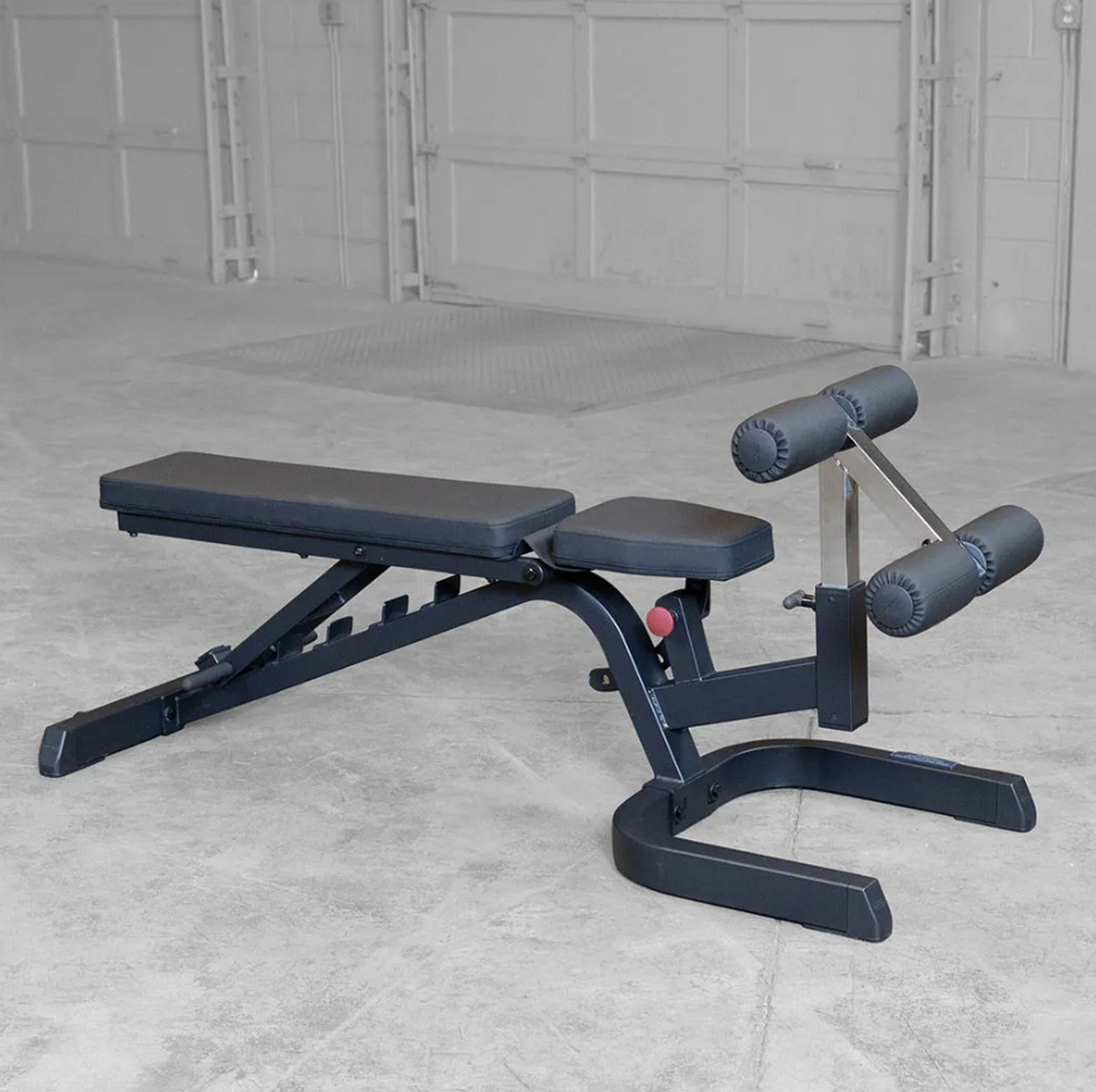 Универсальная регулируемая скамья Body Solid GFID71B черный | Premium Fitness