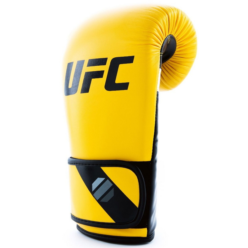 Боксерские перчатки UFC тренировочные для спаринга 14 унций UHK-75040