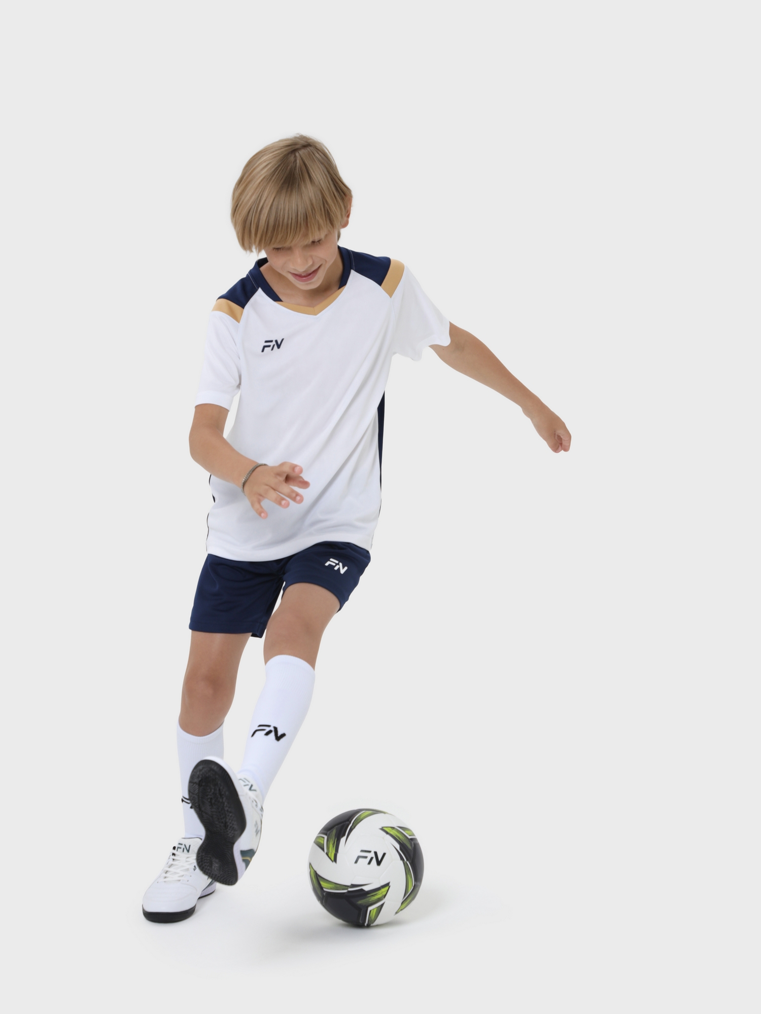 Детская футбольная форма FN Orbital Kid KFN4261019-104 White\Dark Blue