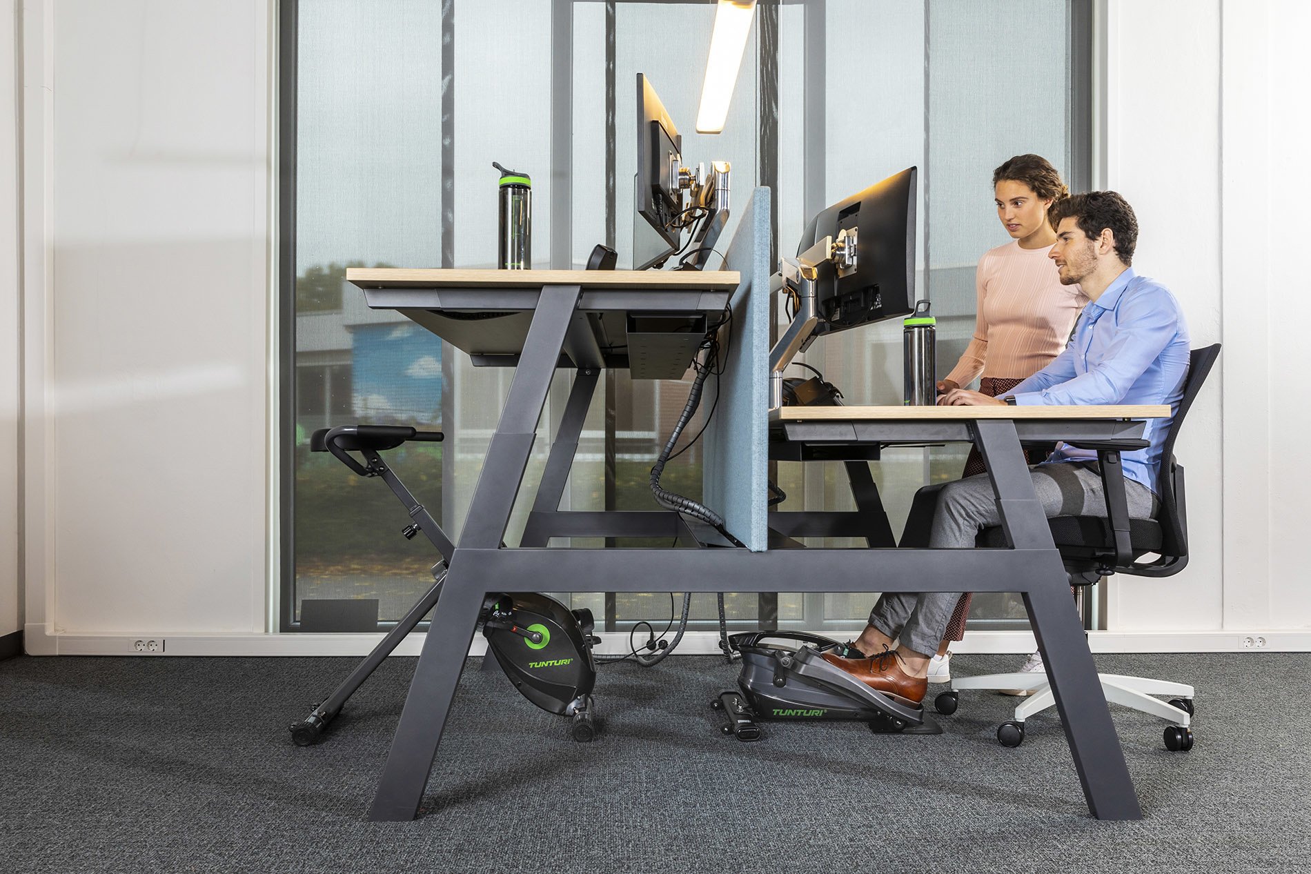 Мини-велотренажер под стол Tunturi Cardio Fit D10 18TCFD1000
