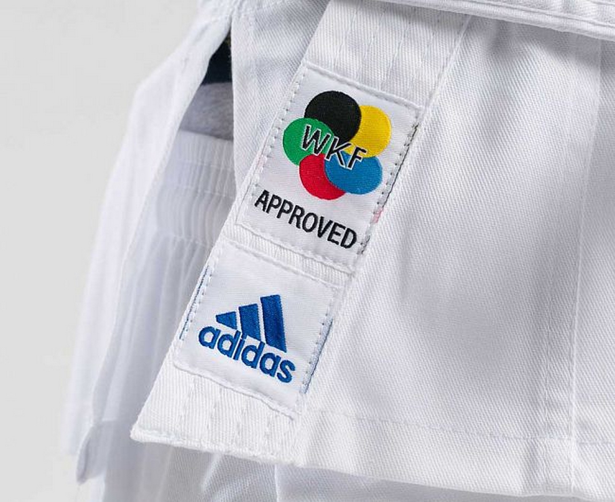 Кимоно для карате подростковое Adidas Evolution WKF K200E белый