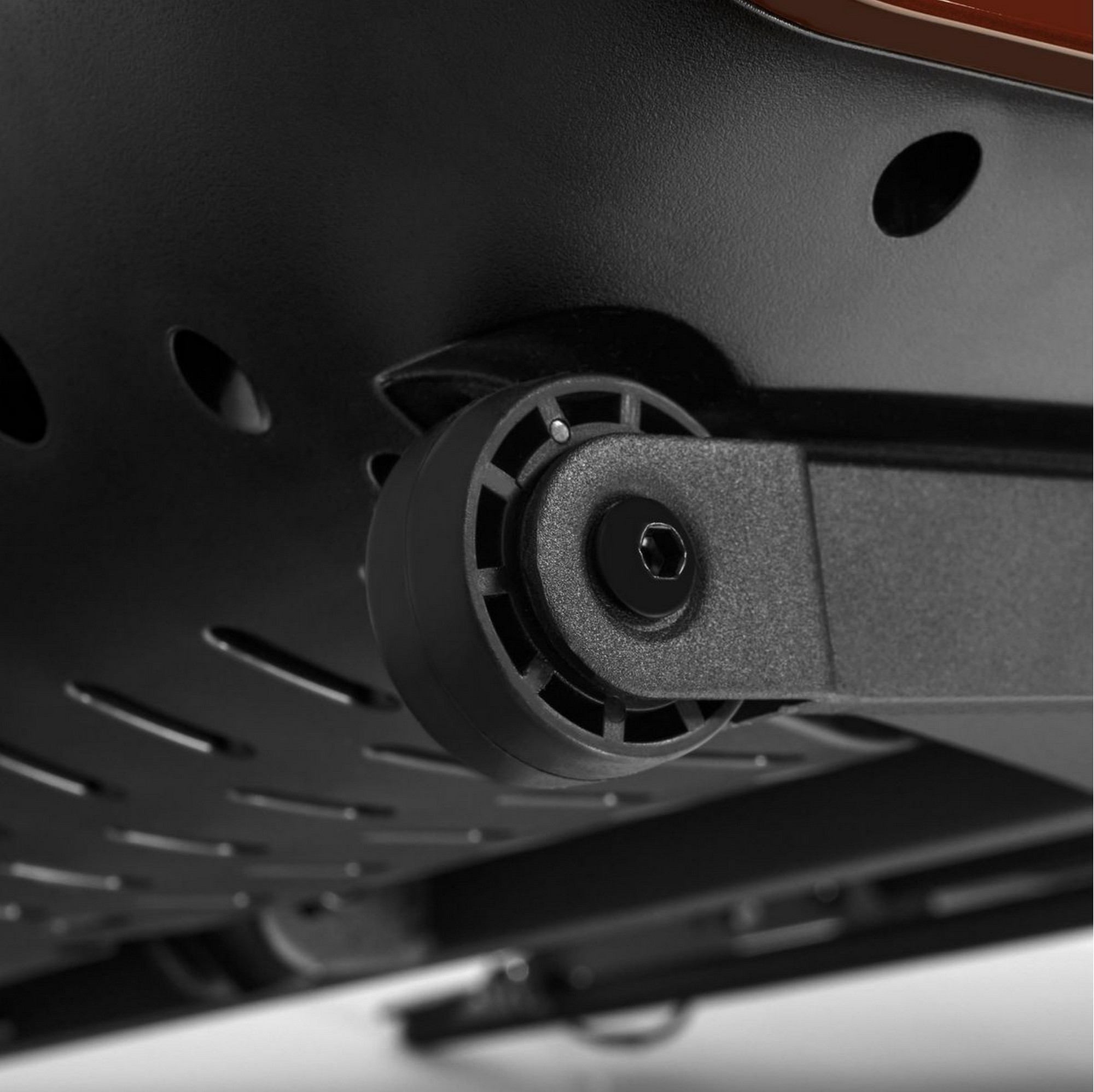 Беговая дорожка Titanium Masters Slimtech S60 коричневый
