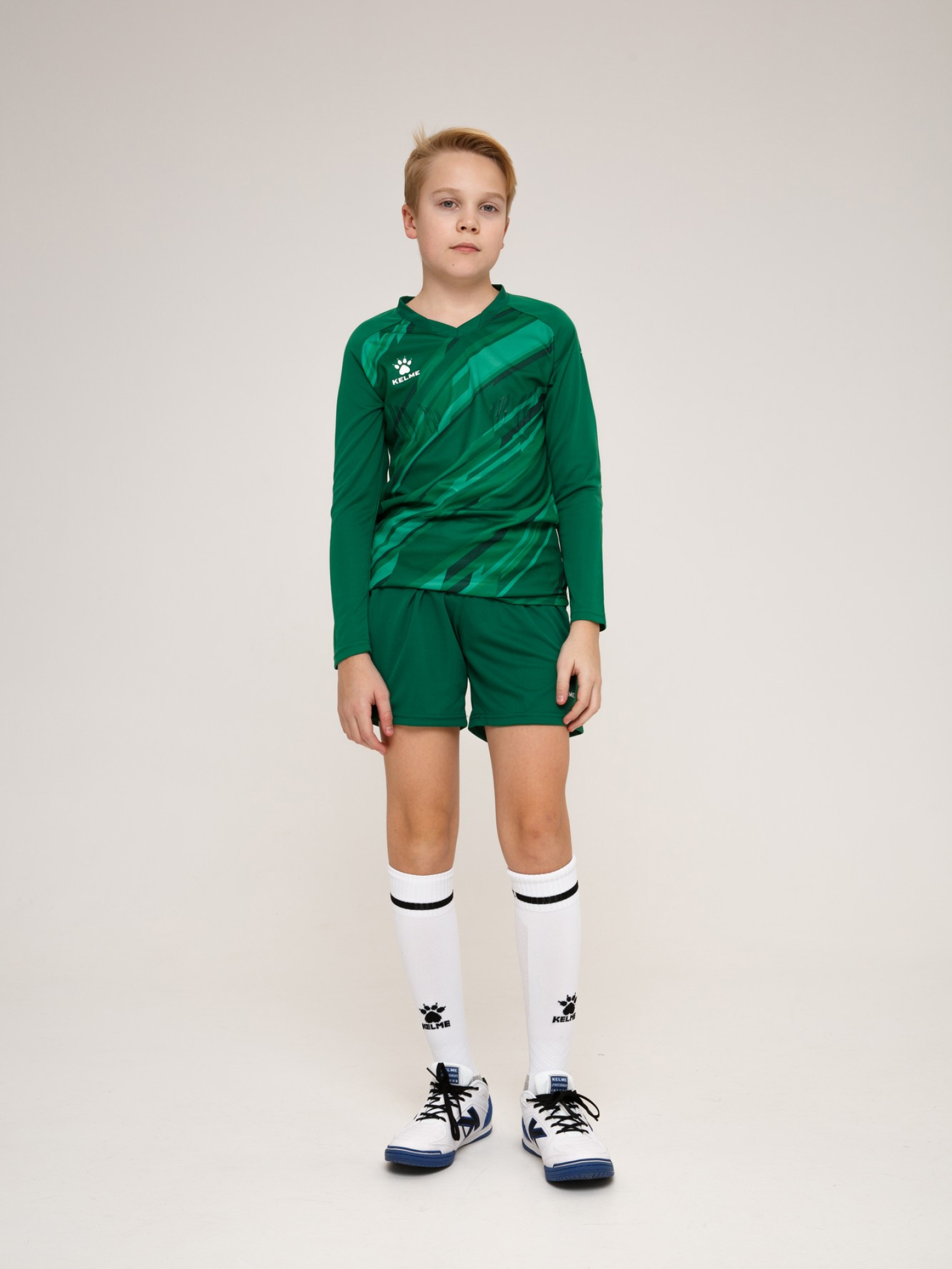 Детский комплект (лонгслив, шорты) Kelme Long Sleeve Goalkeeper Suit 7361ZB3256-300 Green