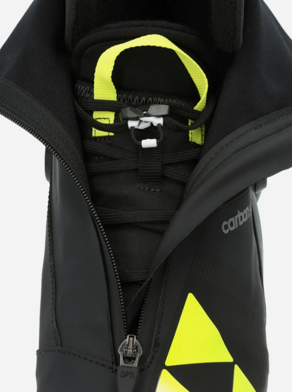 Лыжные ботинки NNN Fischer Carbon Skate0 S15024 черный\желтый