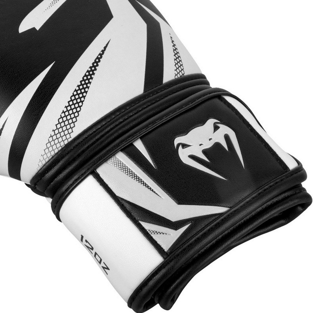 Перчатки Venum Challenger 3.0 03525-108-8oz черный\белый