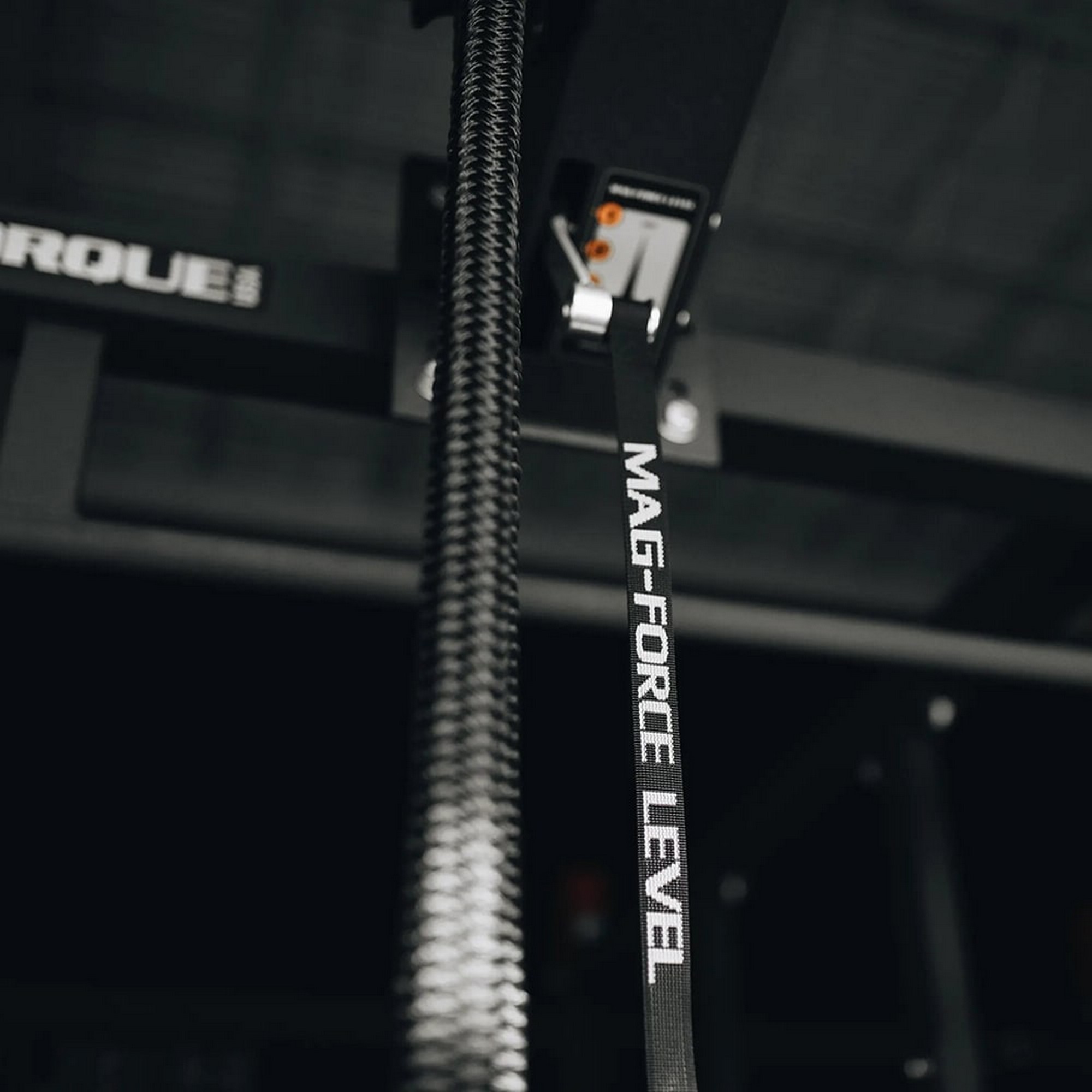 Канатный тренажер Torque Fitness XERT