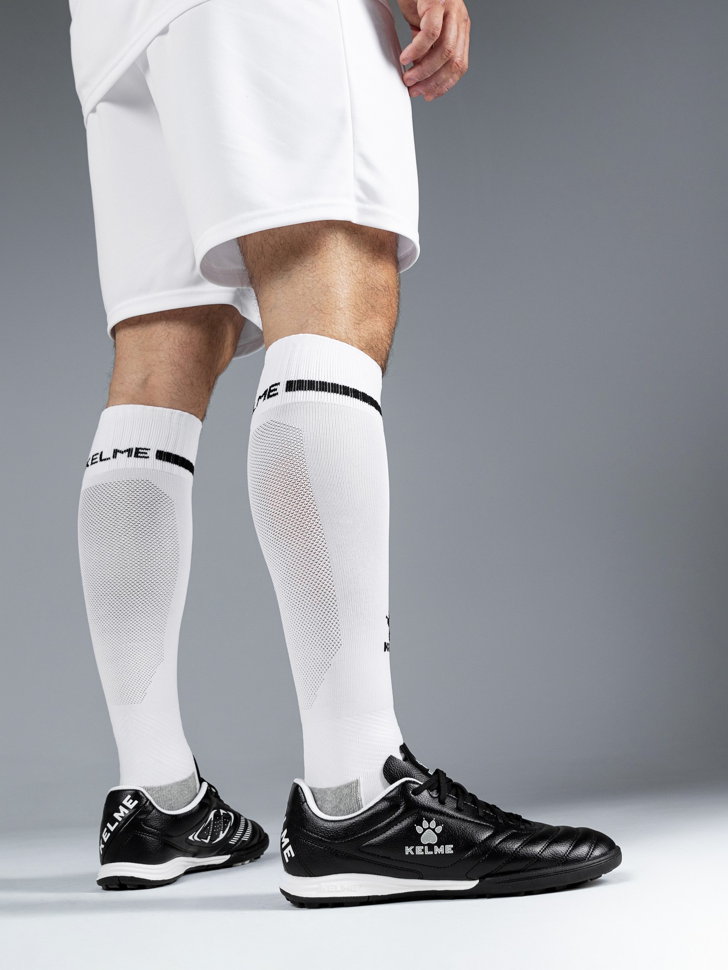 Гетры Kelme Adult Long Football Socks 8101WZ5001-103 White