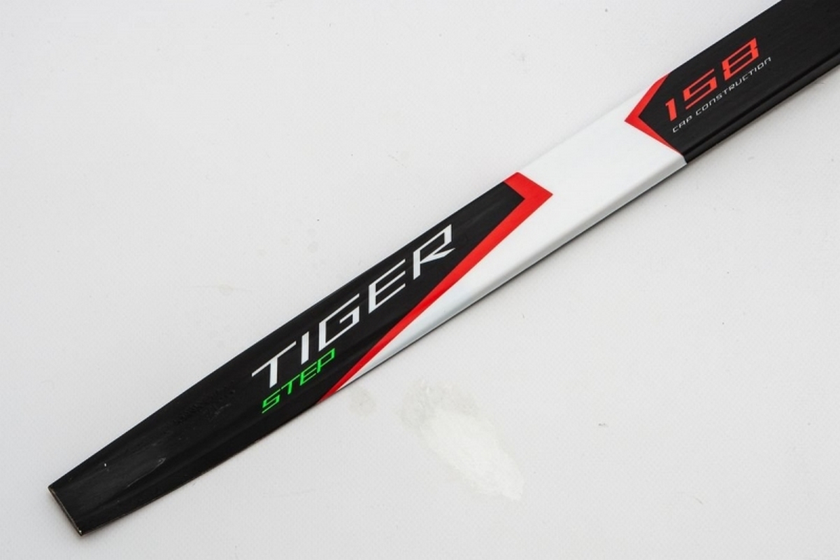 Лыжи Комплект STC 158 STEP Tiger red/black c универс. креплением "Цикл" с палками 110 см 36966