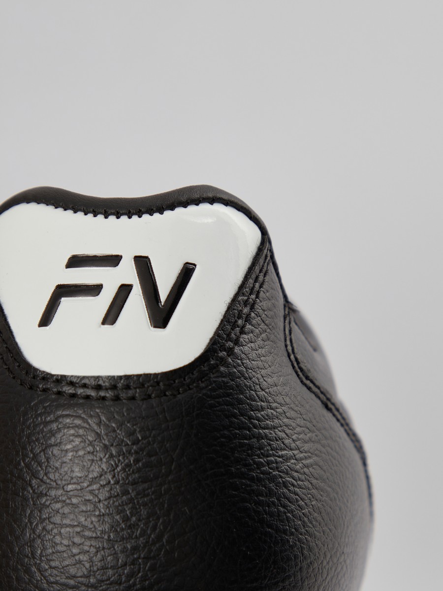 Шиповки FN Eagle (TF) FN5061001-000 Black\White
