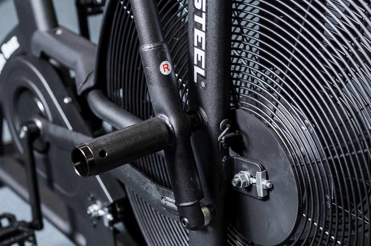 Велотренажер YouSteel AirBike