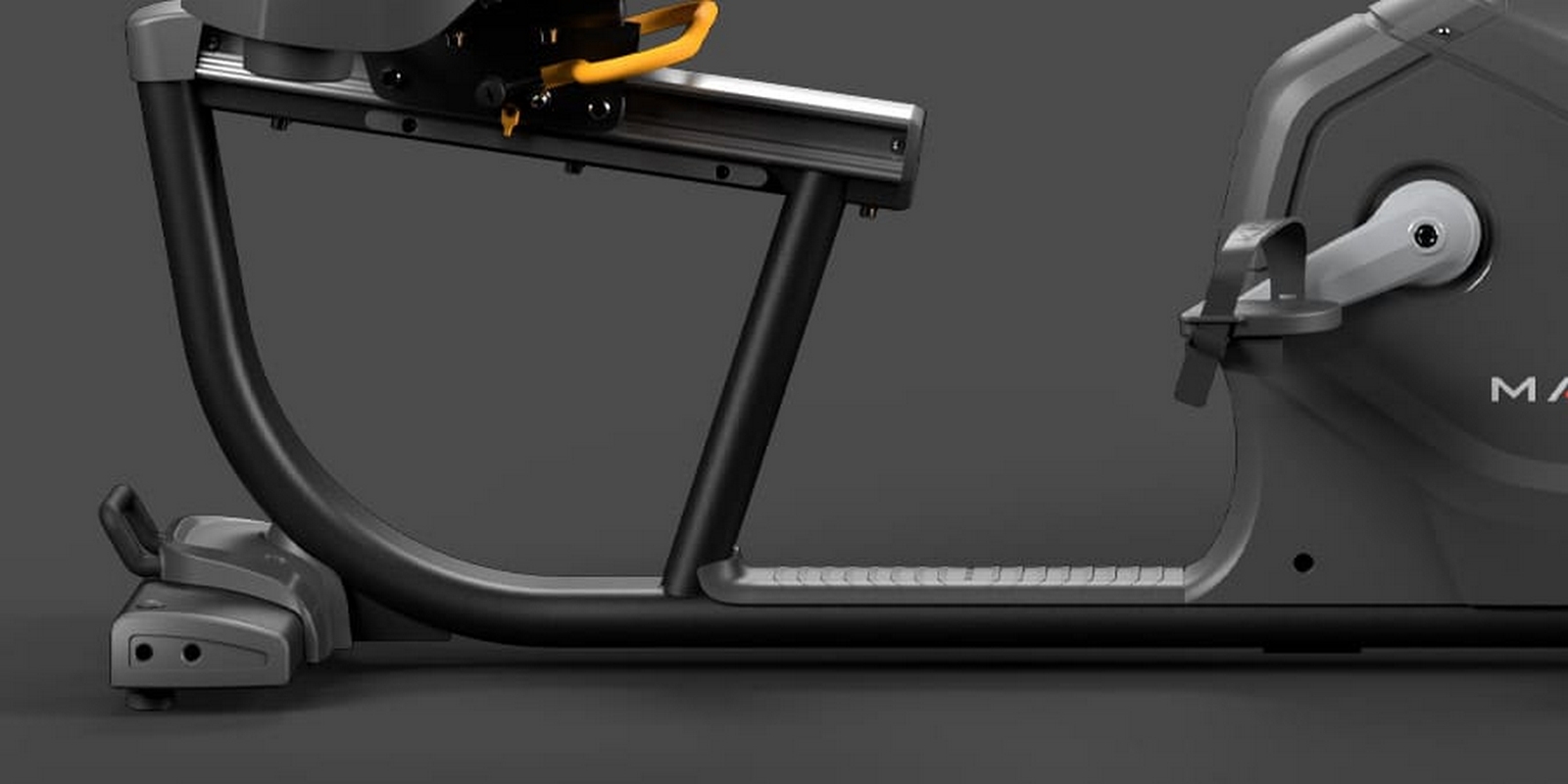 Горизонтальный велотренажер Matrix Endurance с консолью Premium LED R-ES-F/PLED-C