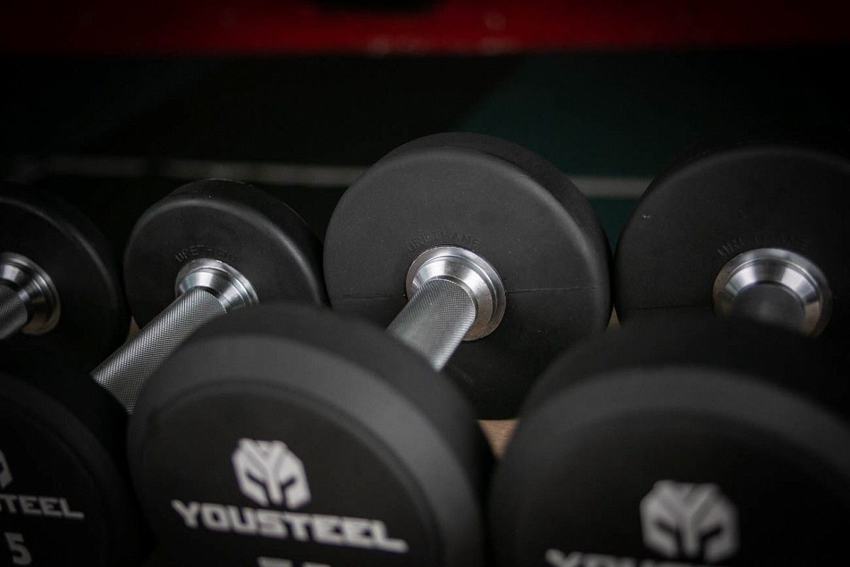 Гантель круглая PU-полиуретановая 12,5 кг YouSteel