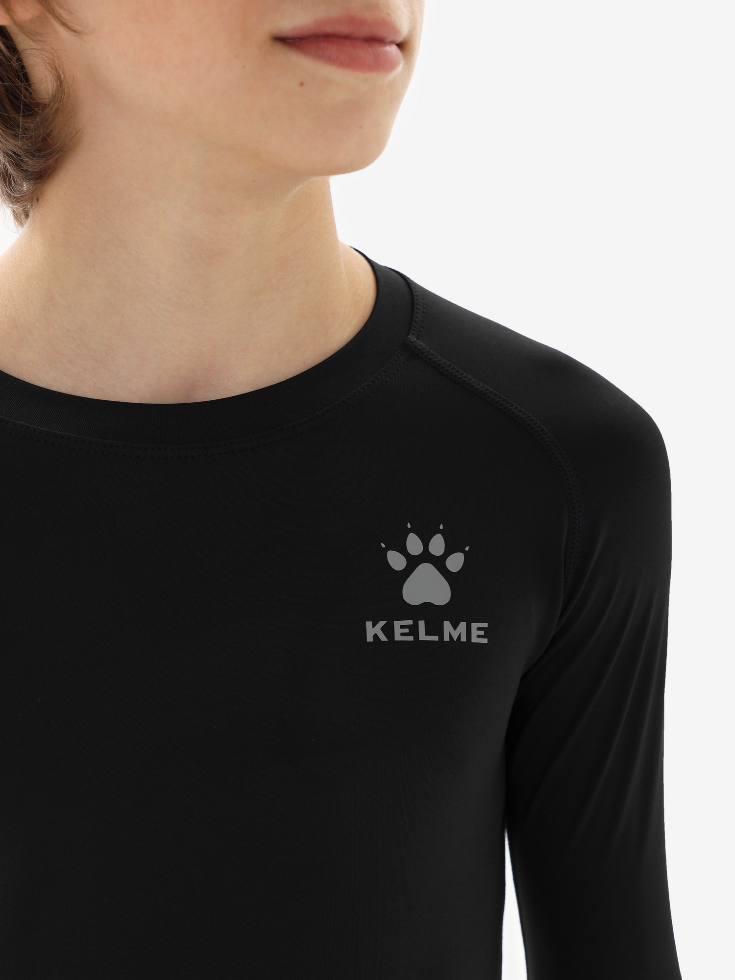 Детское термобелье (верх) Kelme Tech Fit Long Sleeve (Thin) Kids 3893113-000 Black