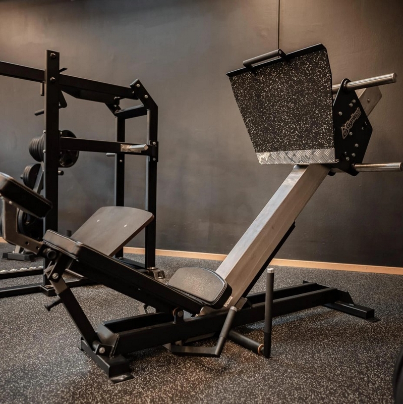 Gymleco 243 Жим ногами под углом 45° на свободных весах | Premium Fitness