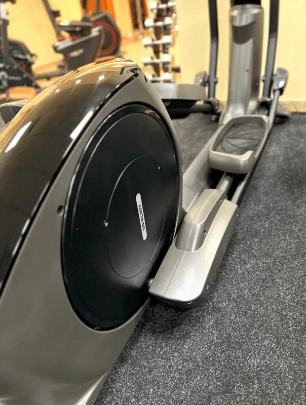 Эллиптический тренажер UltraGym UG-EL007 (TFT)