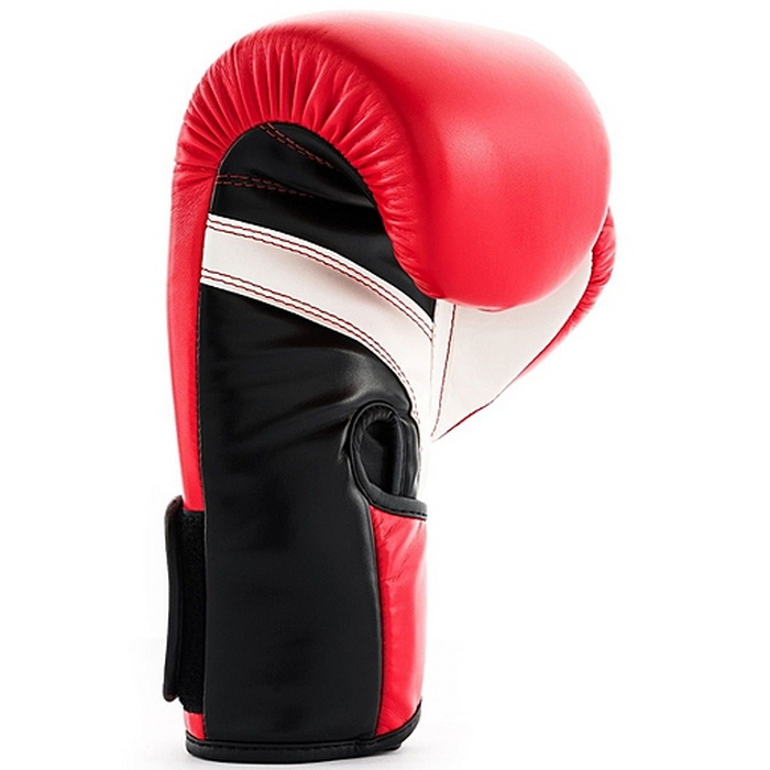 Боксерские перчатки UFC тренировочные для спаринга 6 унций UHK-75109