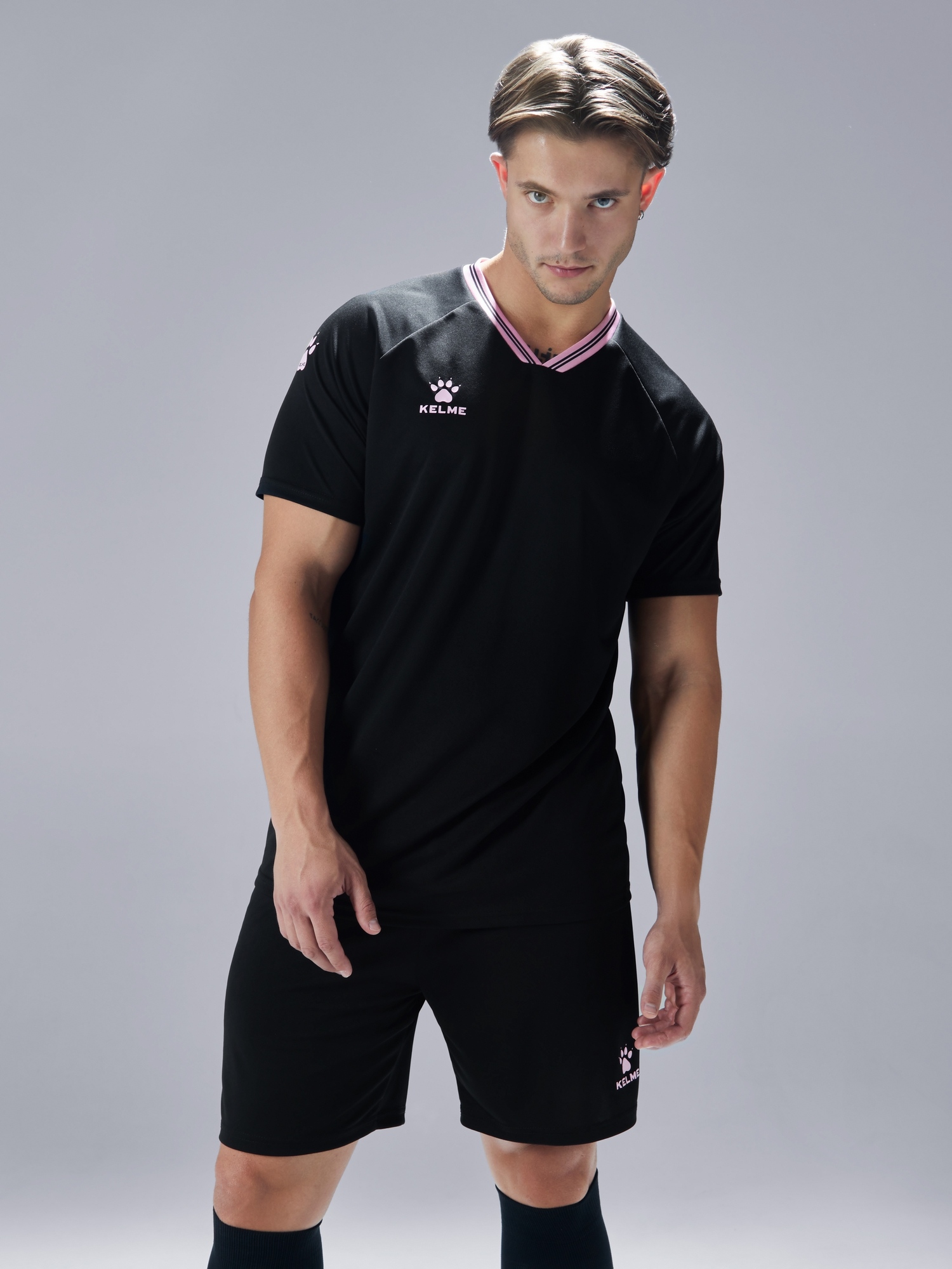 Футбольная форма Kelme Football Uniform Set 8451ZB1246-000 Black