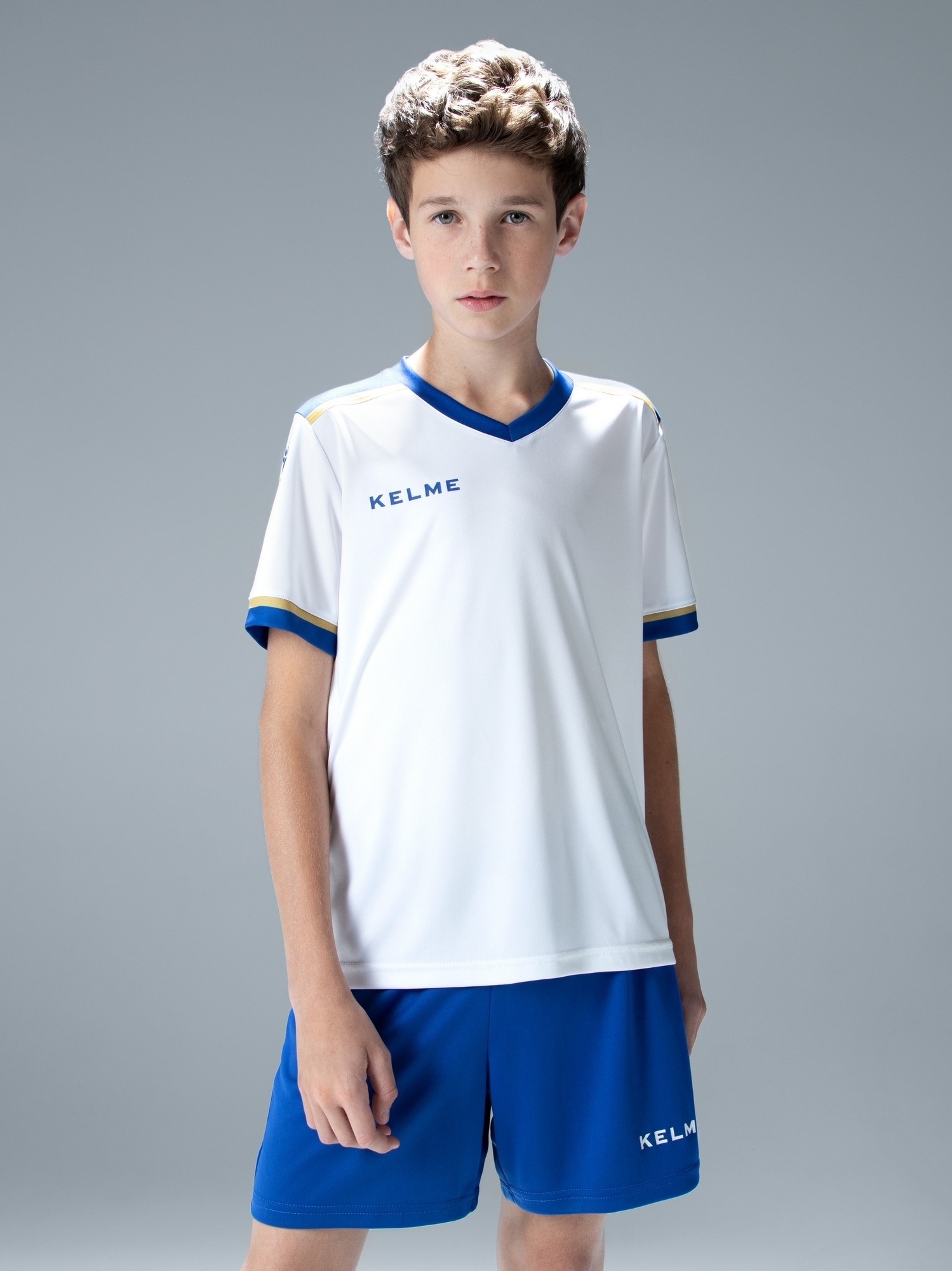 Детская футбольная форма Kelme Football Suit 8351ZB3158-104 White\Blue