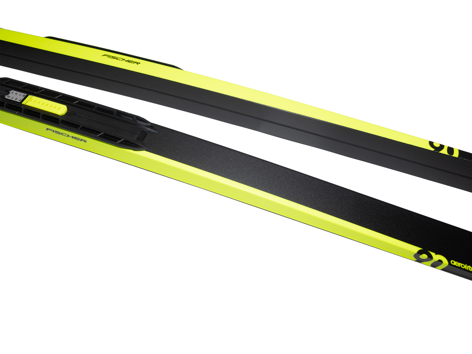 Лыжи беговые Fischer Aerolite Skate 90 Medium IFP (черный) N22523V