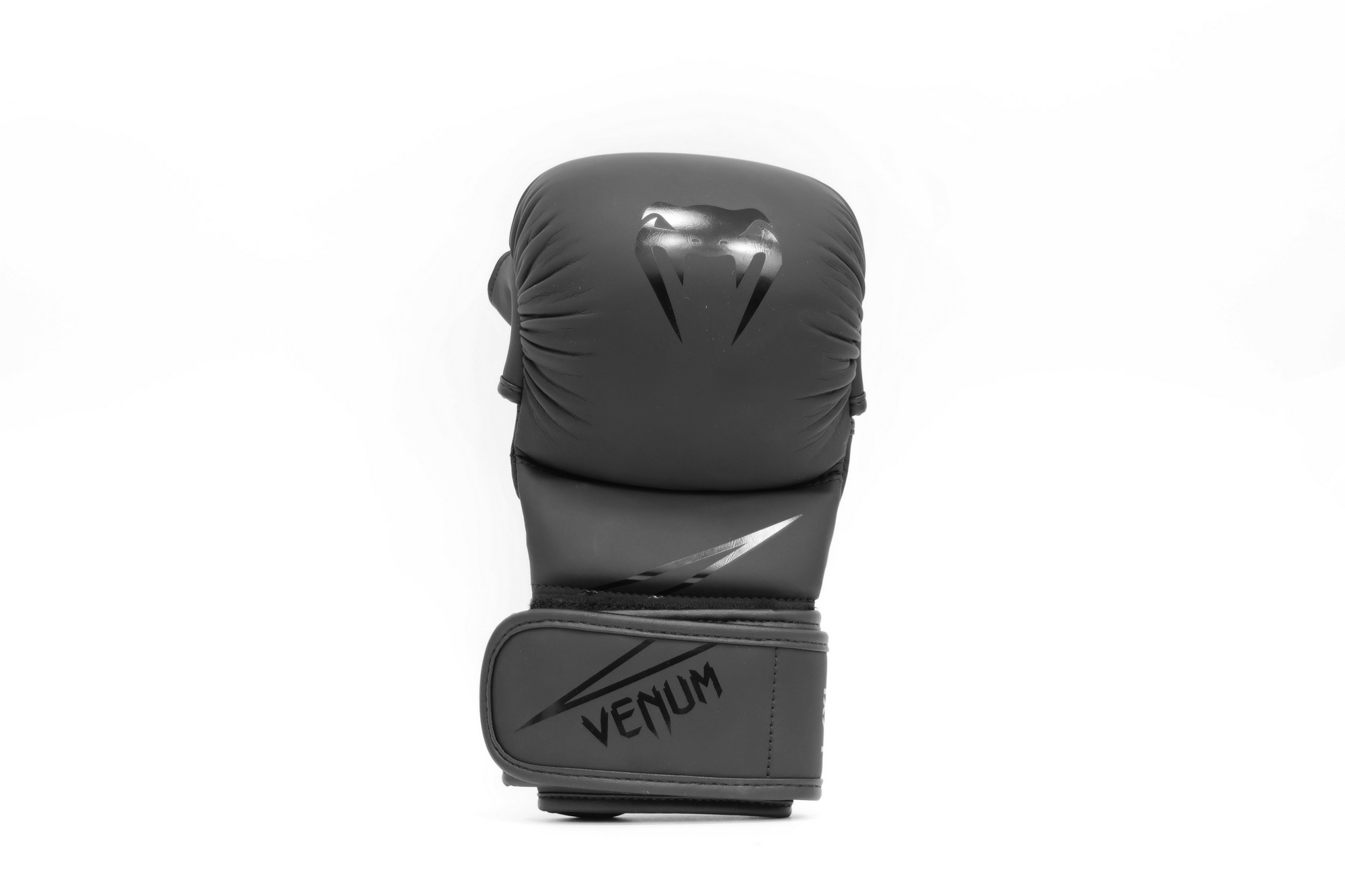 Перчатки MMA Venum Rumble Sparring 05094-114 черный